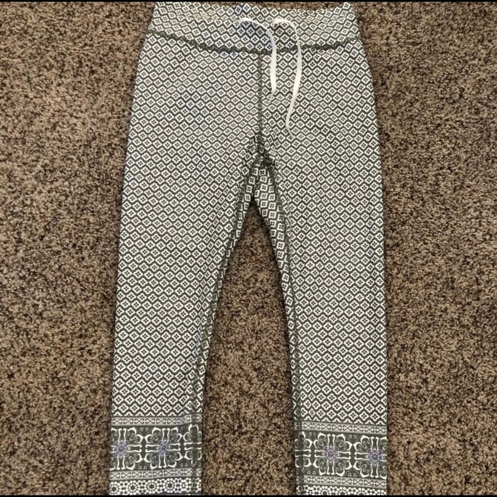 Sarah’s day white fox boutique leggings